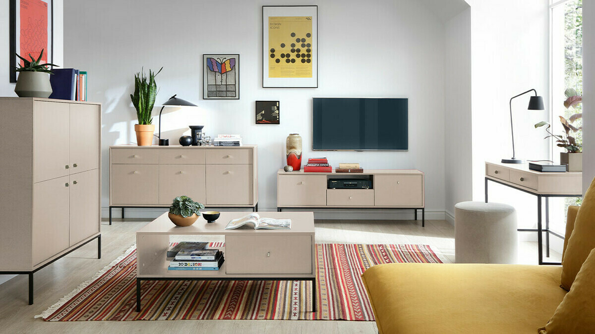 Möbel-Kollektion Romveri