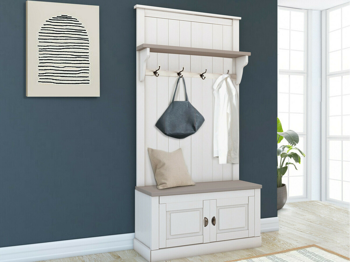 Möbel-Kollektion Etviri