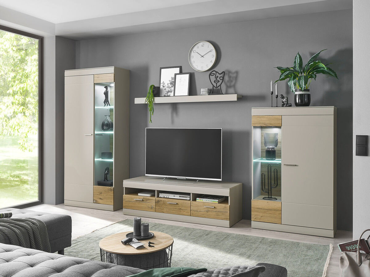 Möbel-Kollektion Romlevu