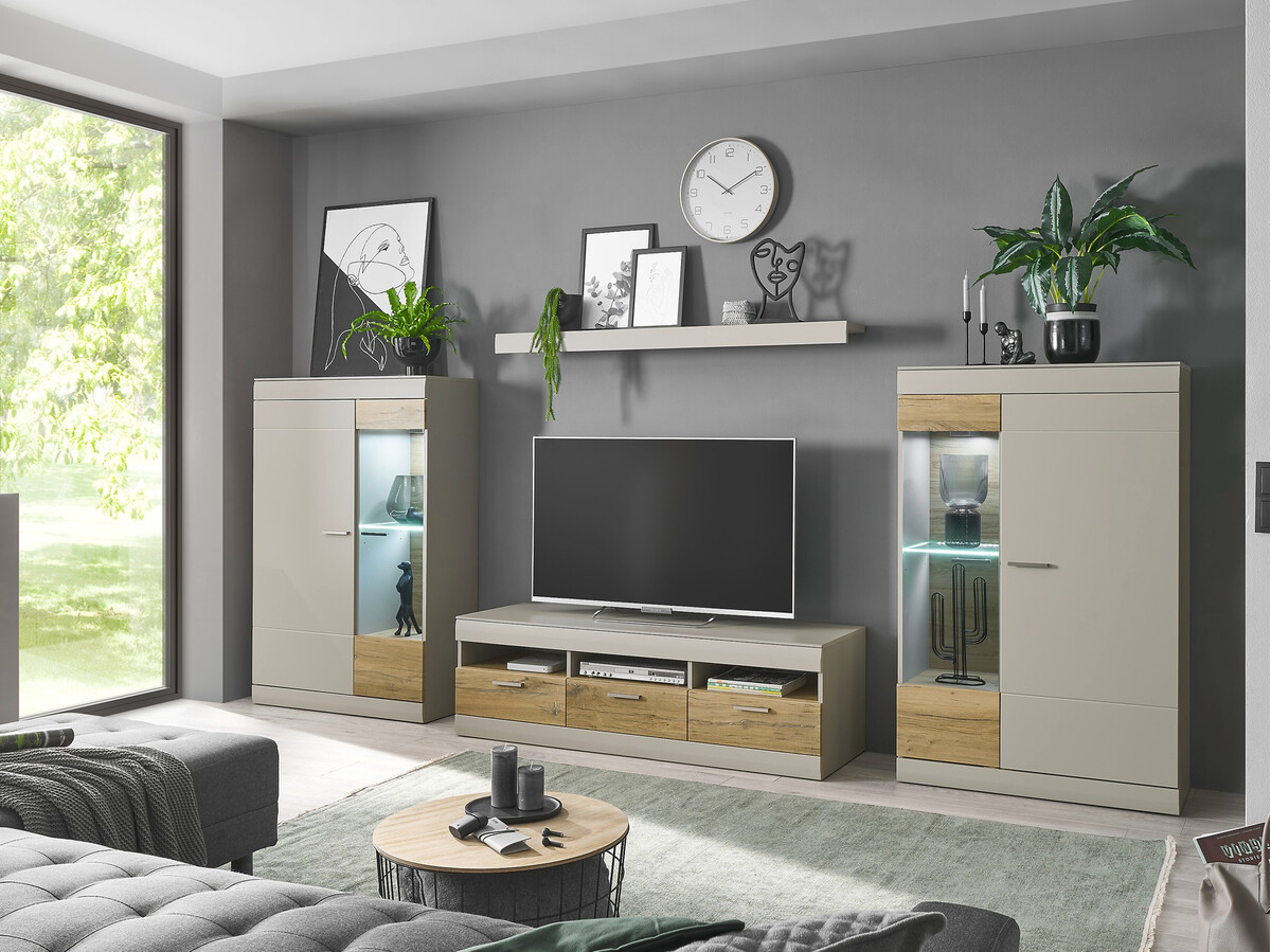 Möbel-Kollektion Romlevu