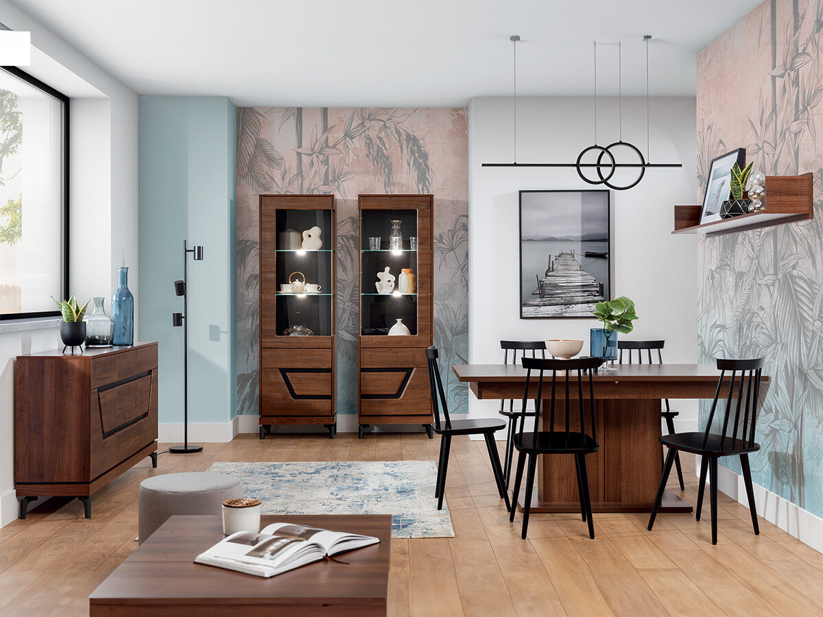 Möbel-Kollektion Romlora