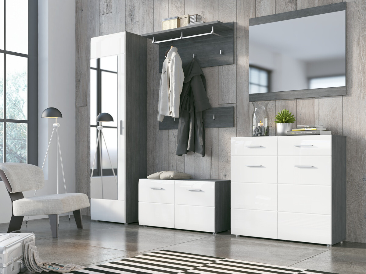 Möbel-Kollektion Belophu