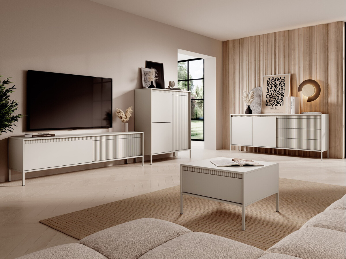 Möbel-Kollektion Romfele
