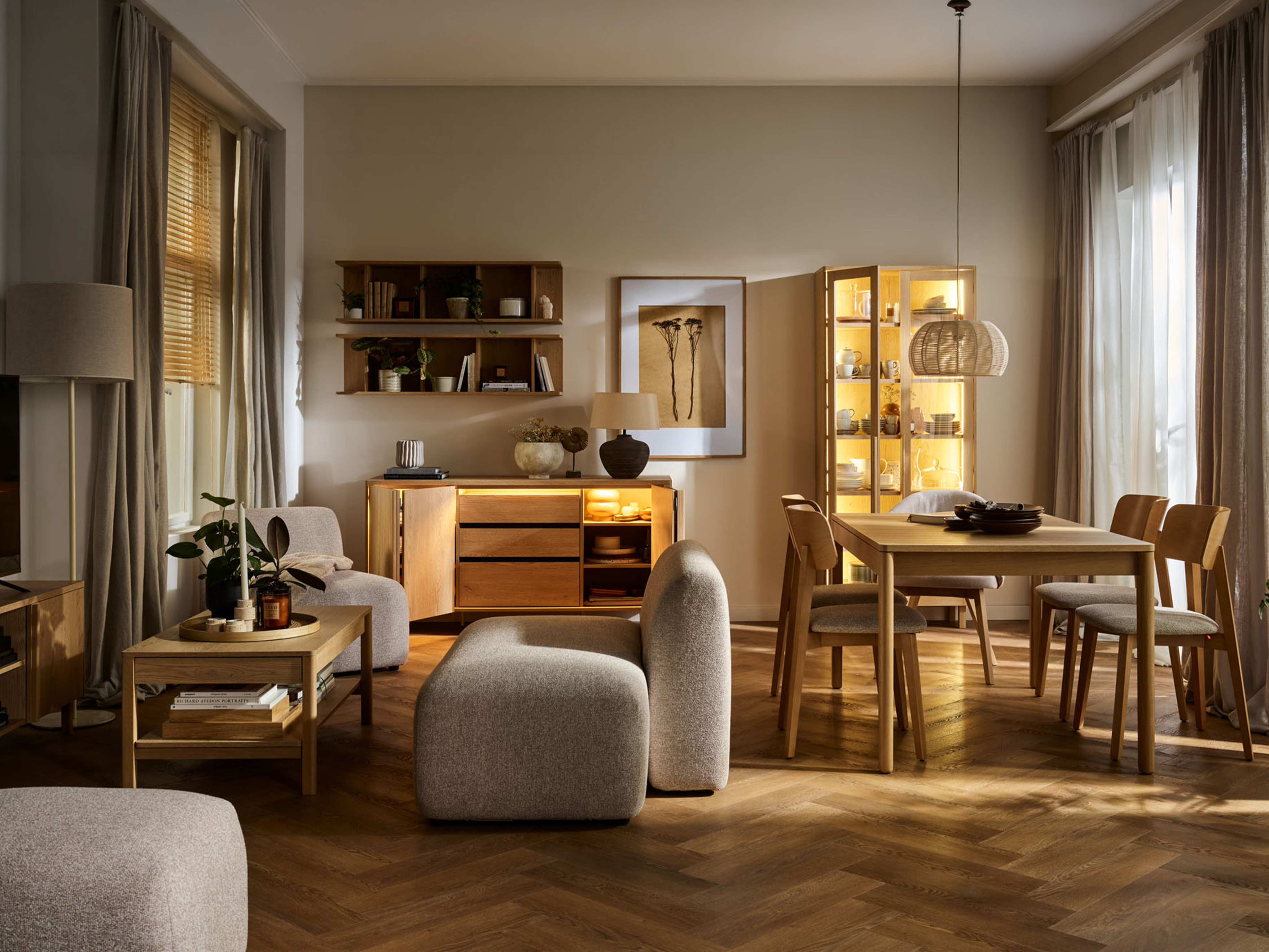 Möbel-Kollektion Ruvcamu