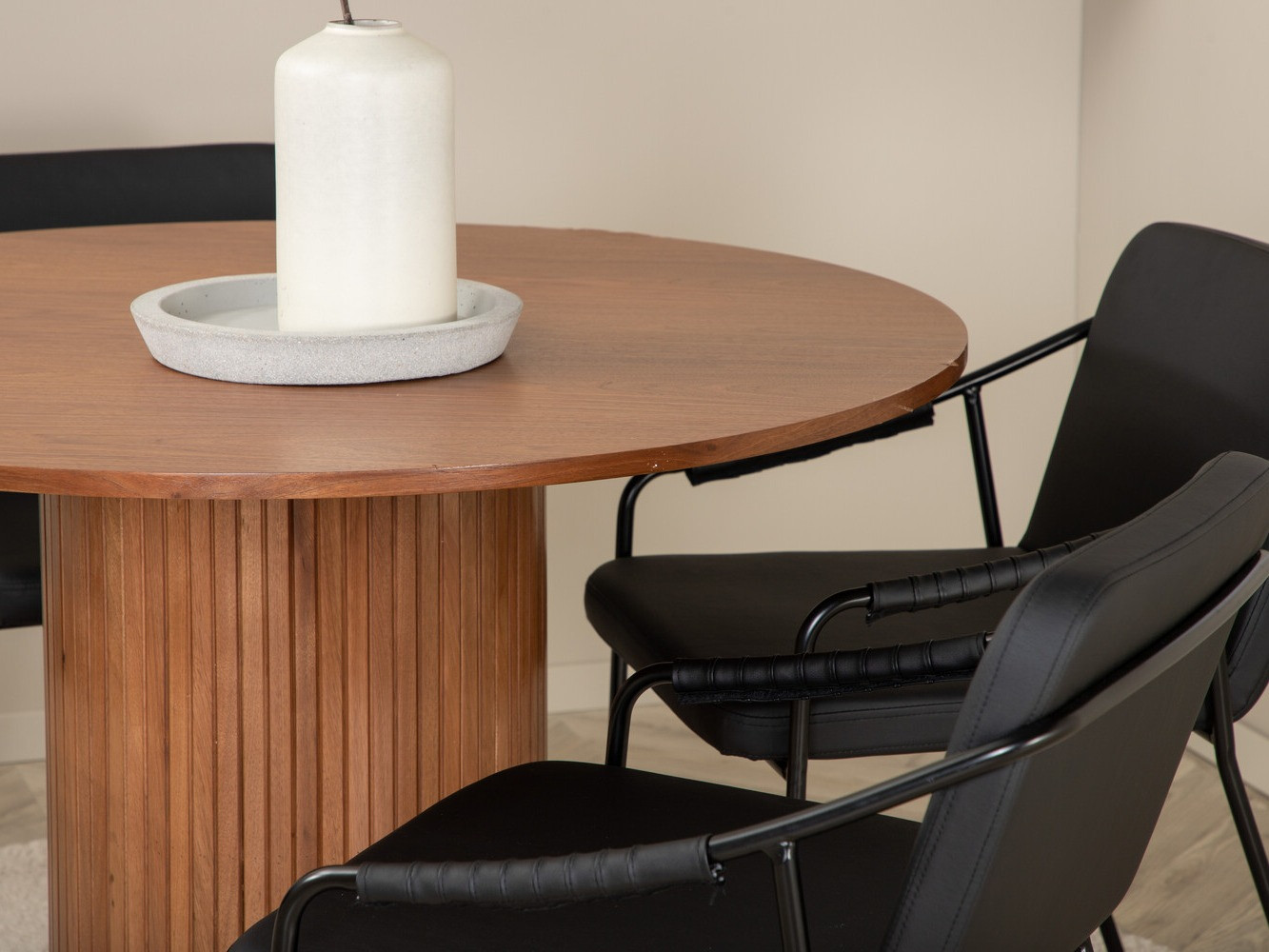 Essgruppe Dallas 3098 (Walnussholzoptik)