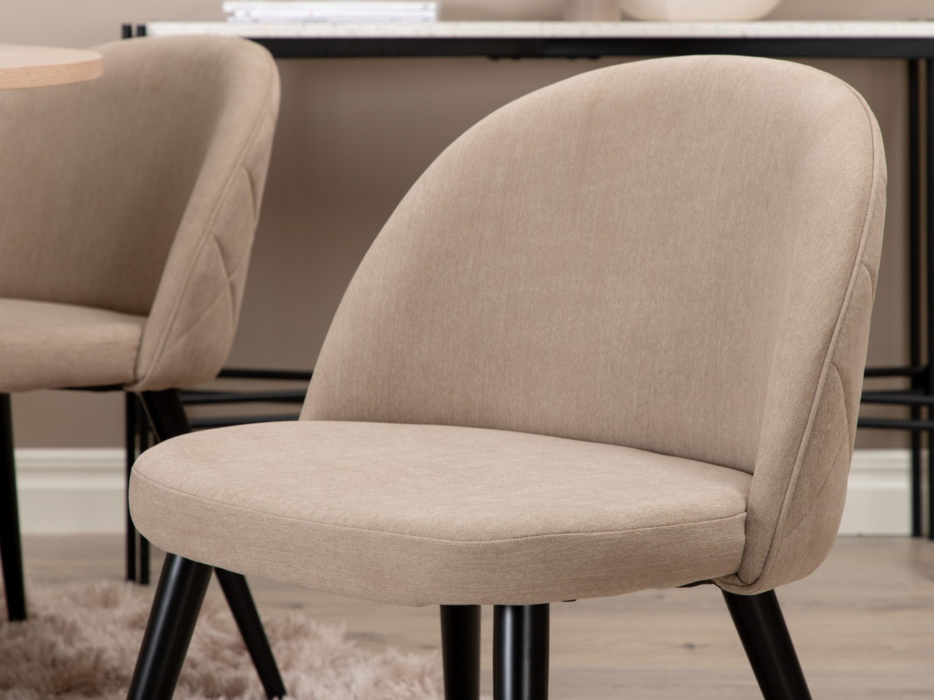 Essgruppe Dallas 3072 (Beige + Schwarz)