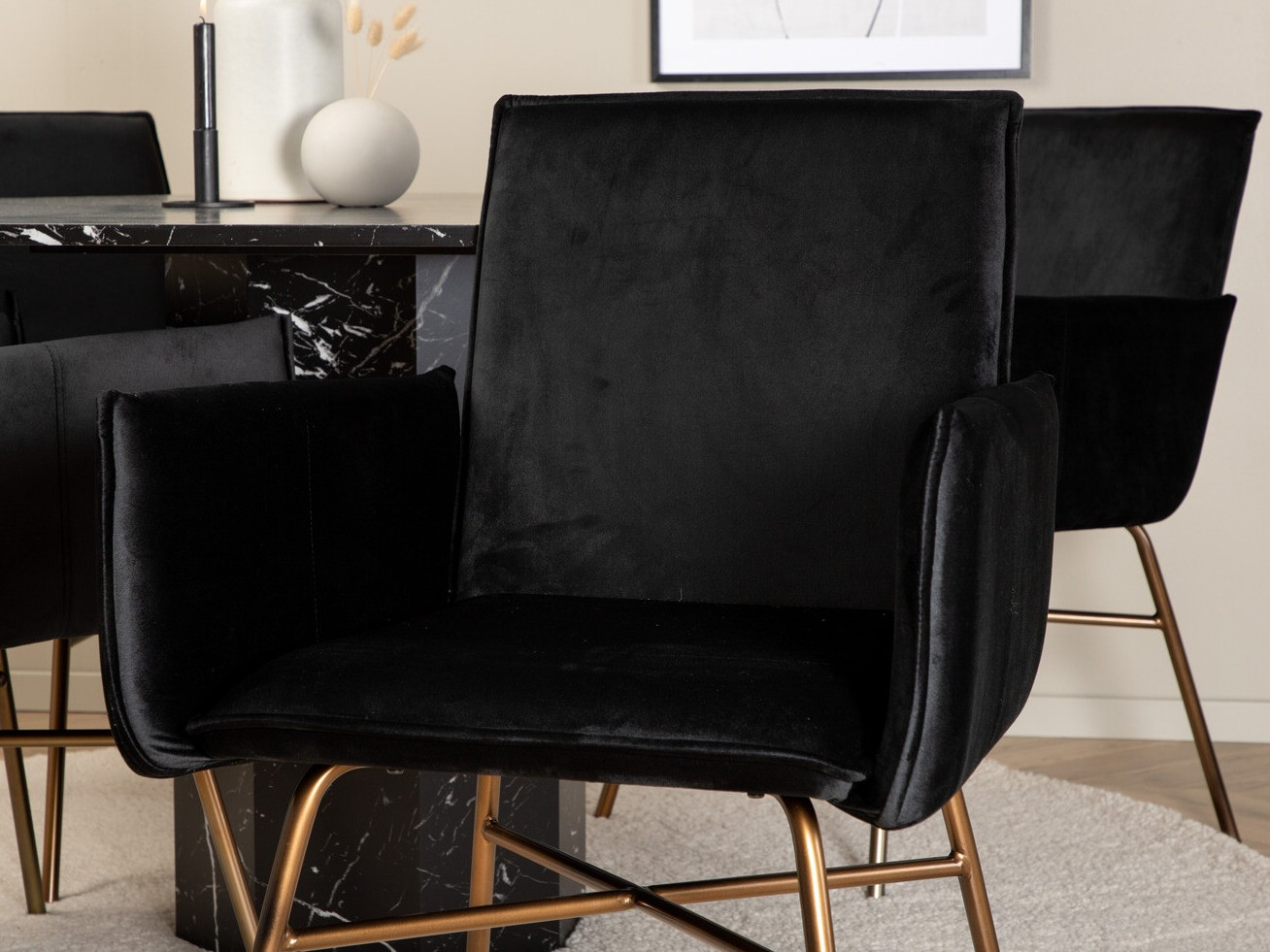 Essgruppe Dallas 2618 (Schwarz + Messing)