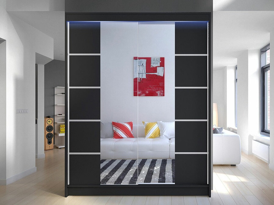 Kleiderschrank Closico Vastor V (Schwarz)
