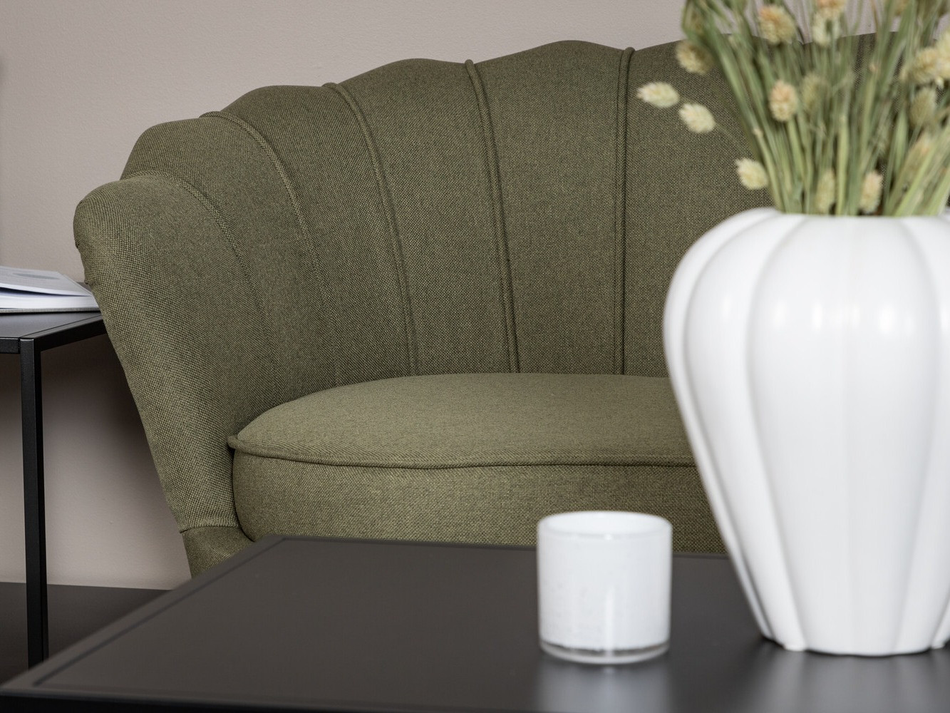 Sofa Dallas 2917 (Staubiges Grün + Schwarz)