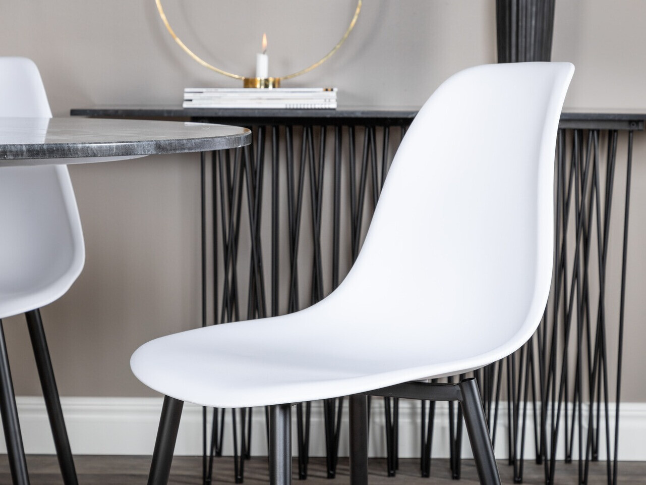 Essgruppe Dallas 1214 (Weiss + Schwarz)