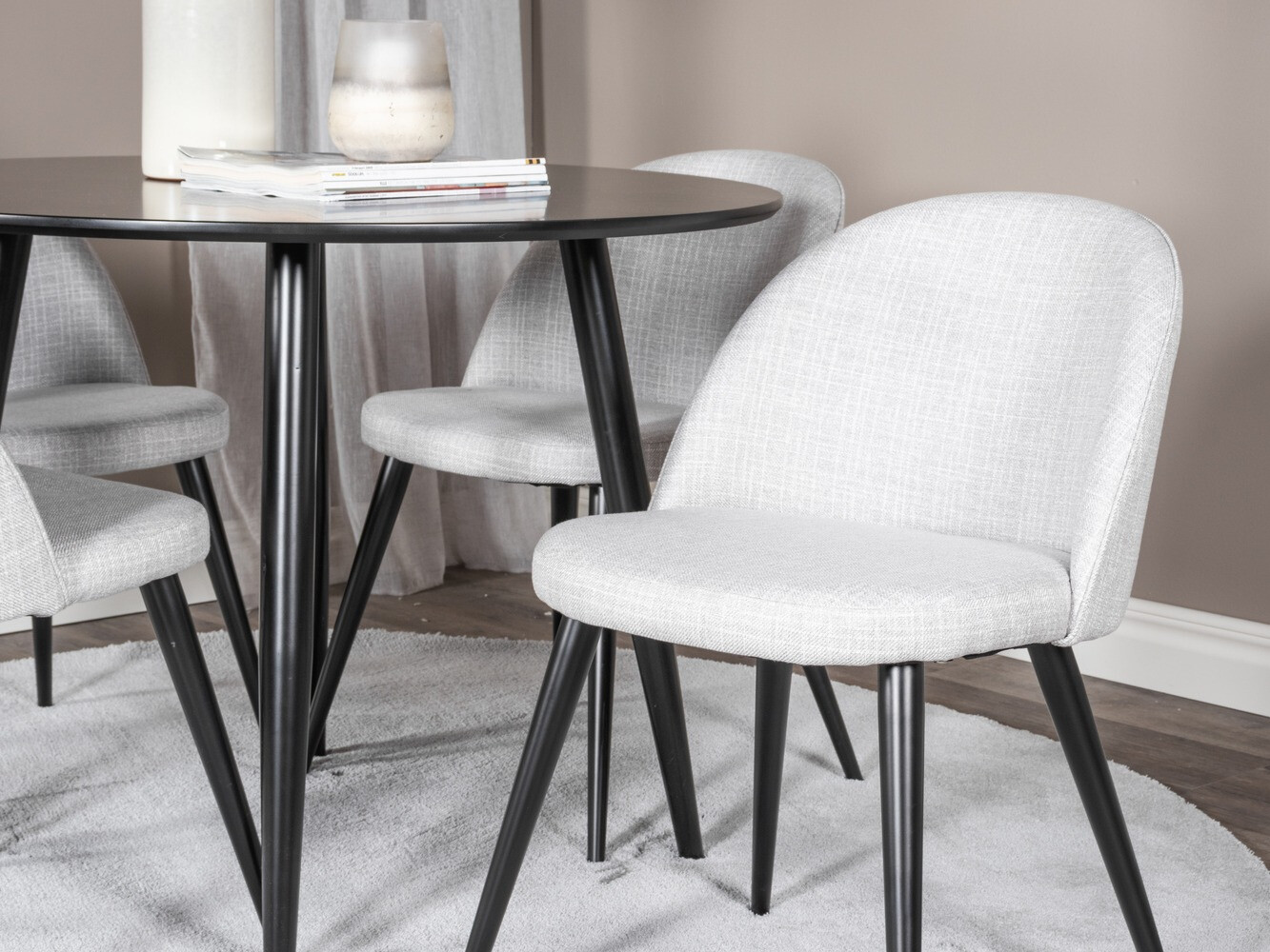 Essgruppe Dallas 343 (Hellgrau + Schwarz)