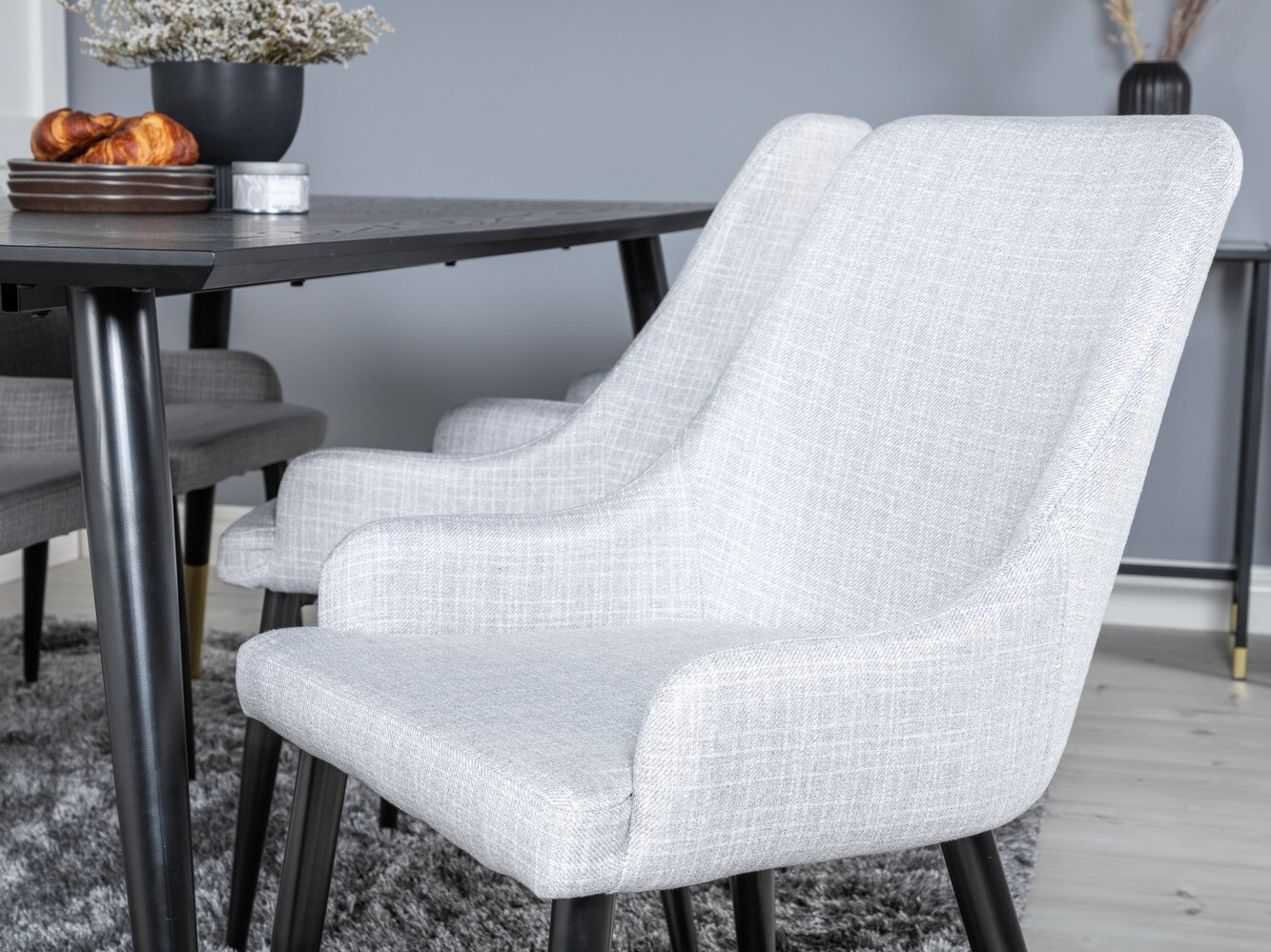 Essgruppe Dallas 2599 (Schwarz + Messing)