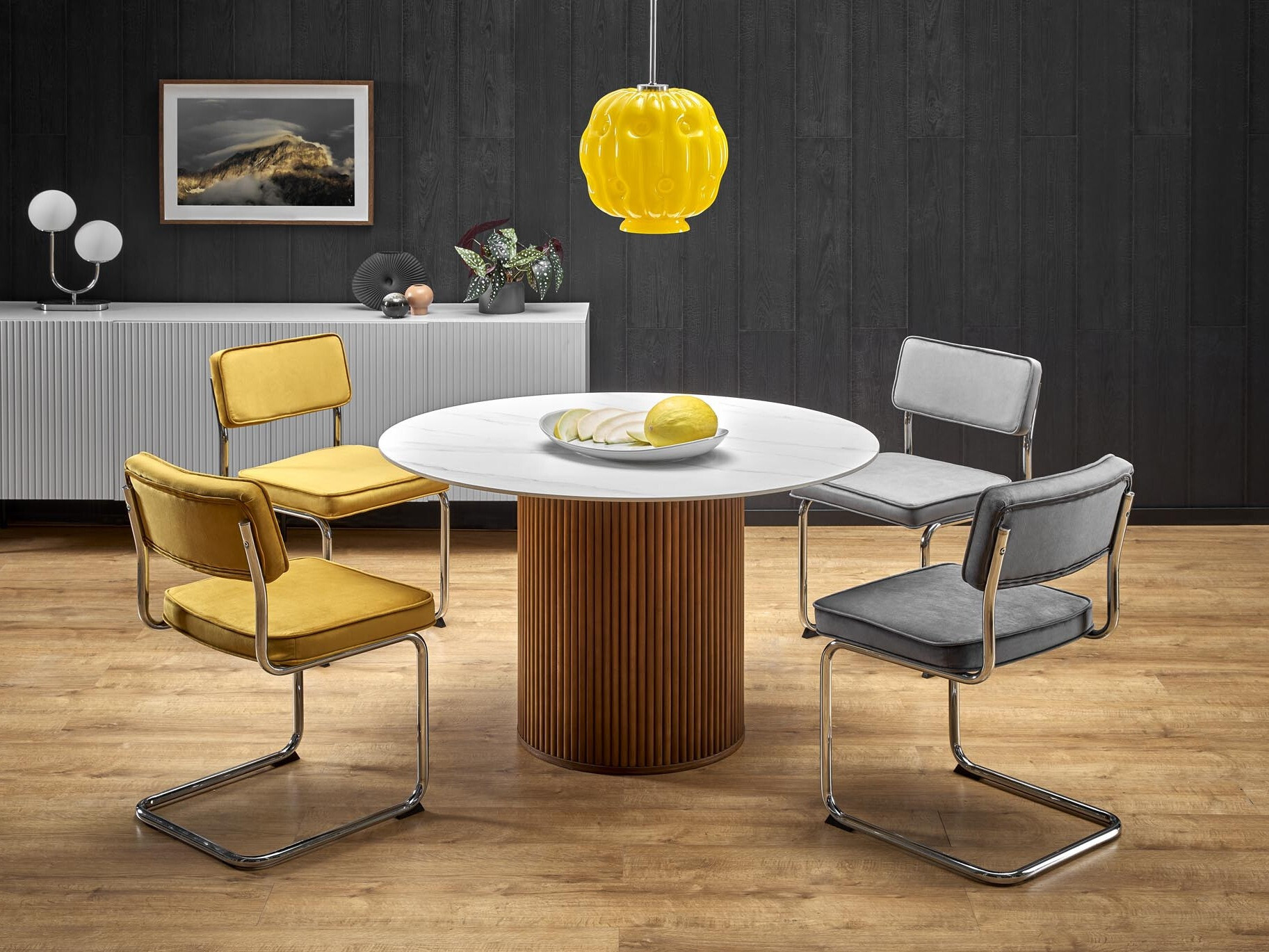 Tisch Houston Mundus