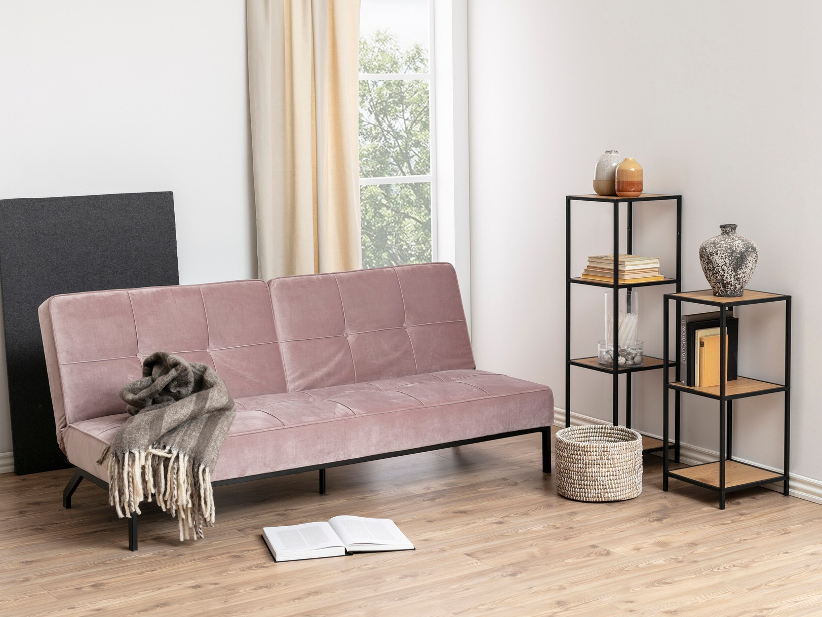 Regal Norsica Mare (119.5 cm)