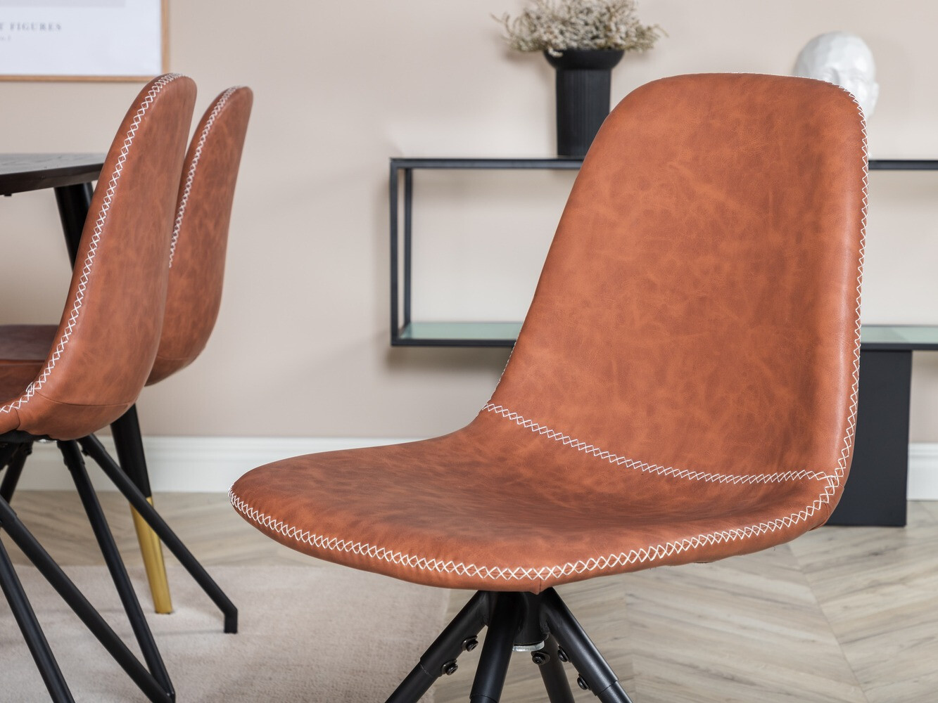 Essgruppe Dallas 2578 (Schwarz + Messing)