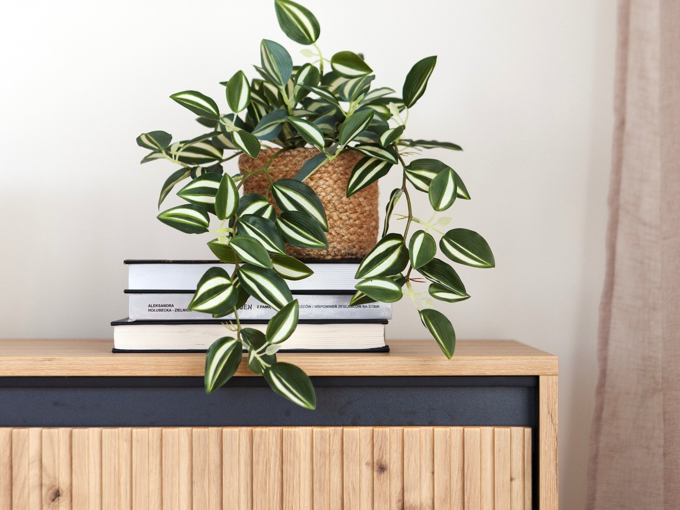 TV-Möbel Fernolu 105 (Artisan Eichenholzoptik + Schwarz)