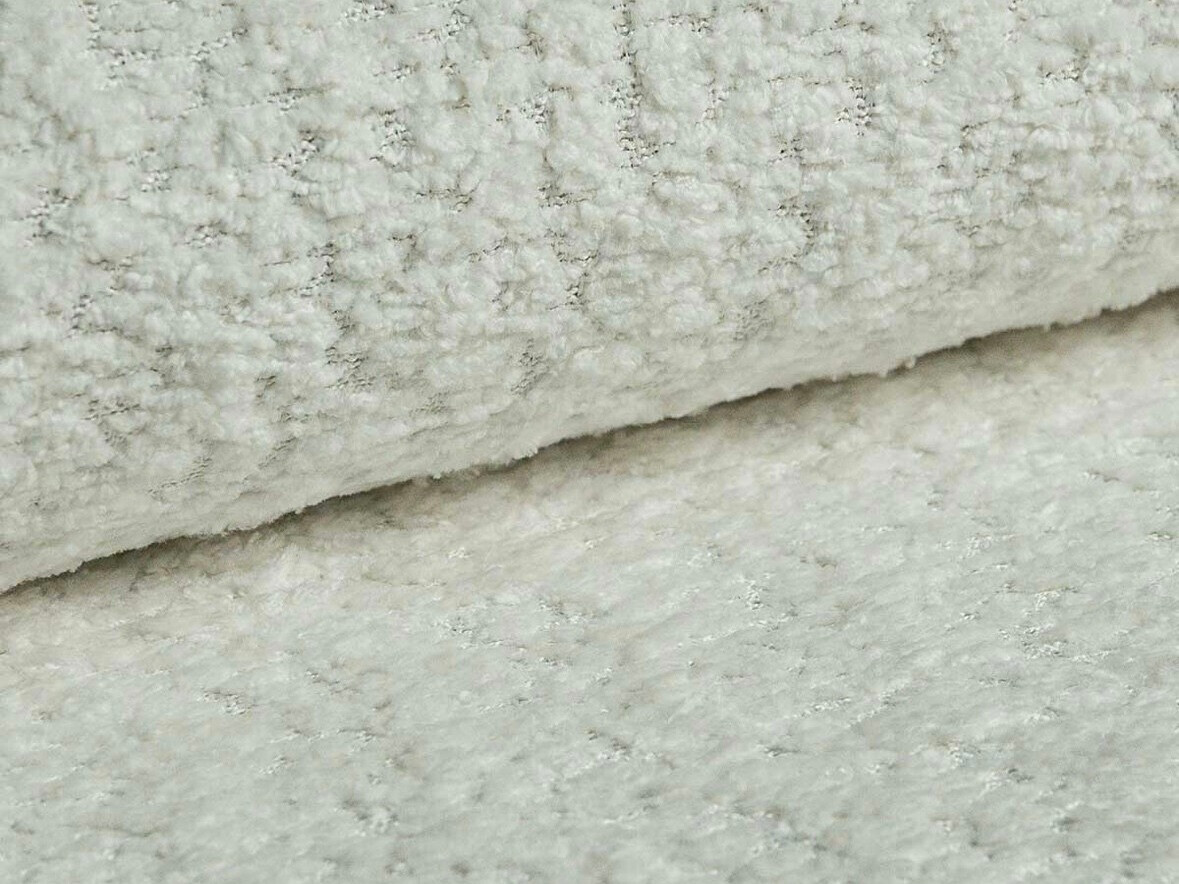 Bett Martinez 118 (Coral 70)