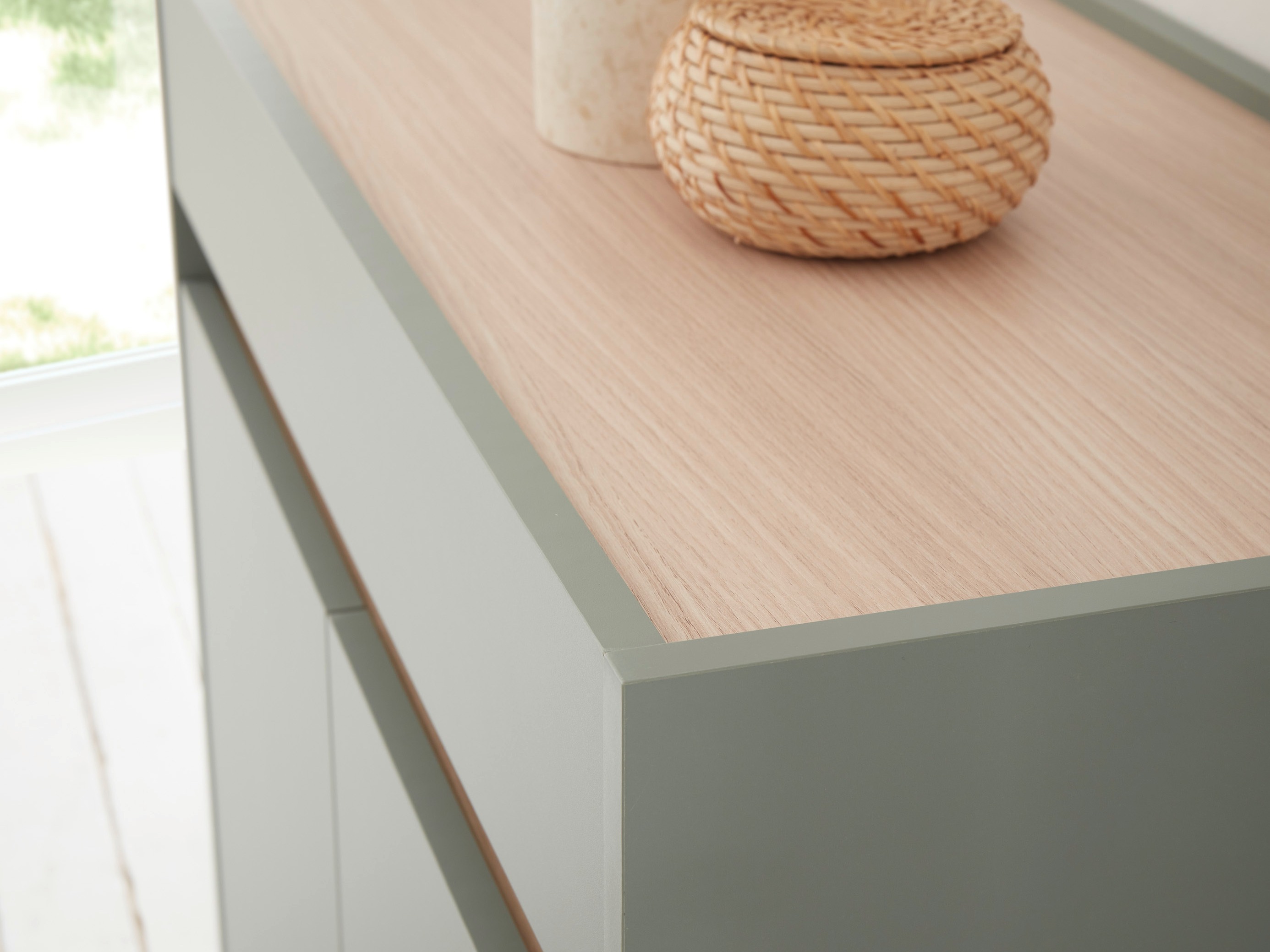 Kommode Elbsori 110 (Grün + Eichenholzoptik)