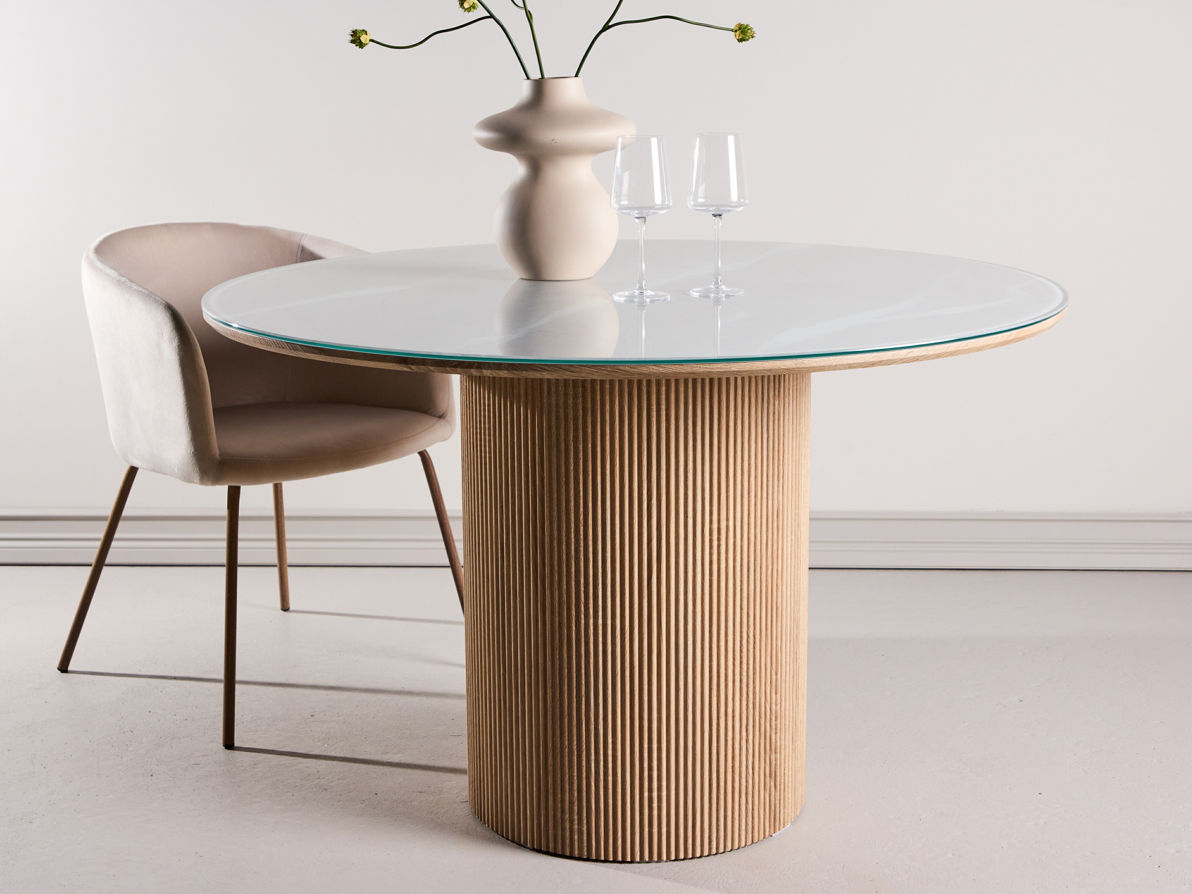 Tisch Dallas 4948