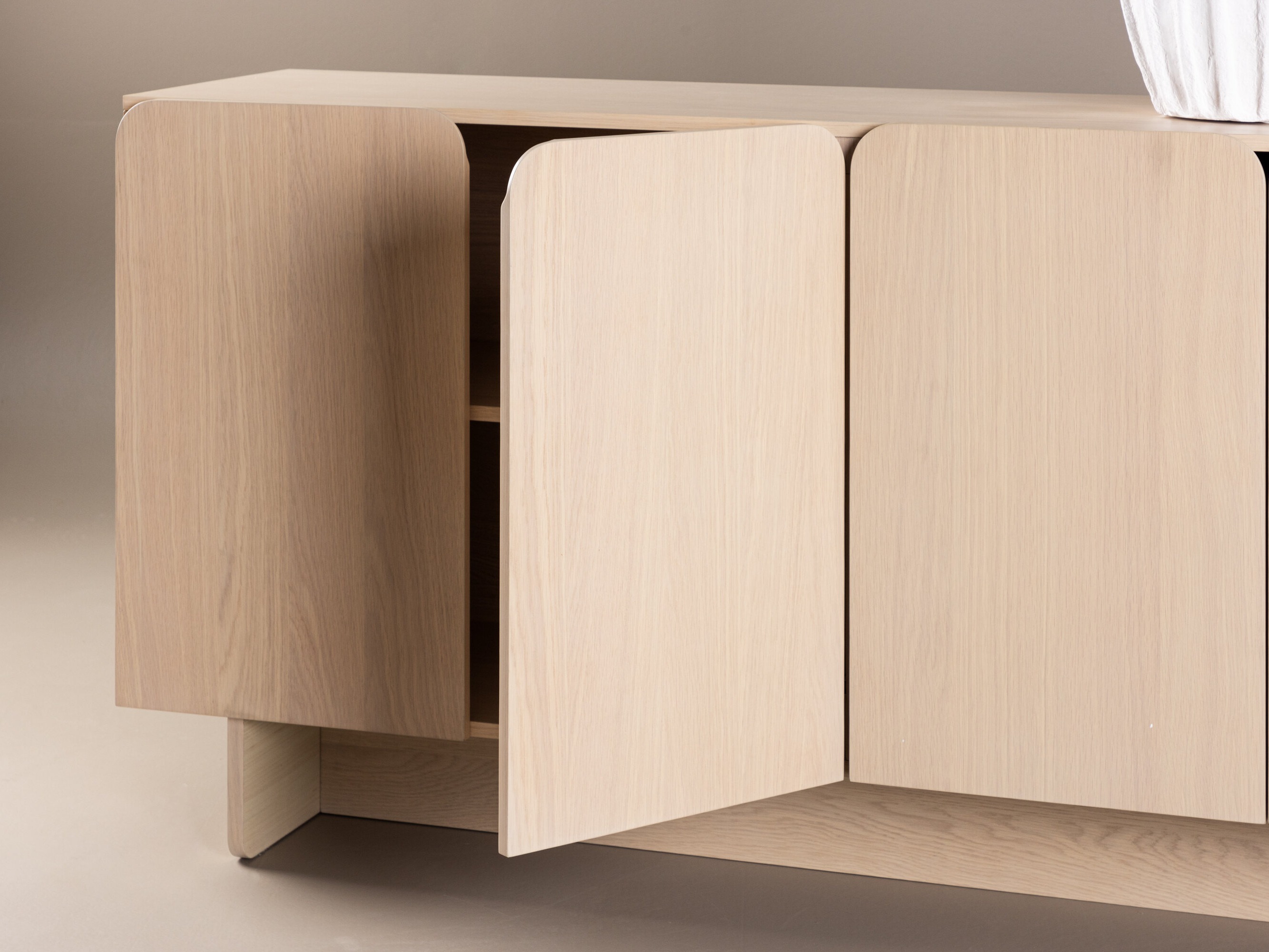 Sideboard Dallas 4979 (Helles Holz)