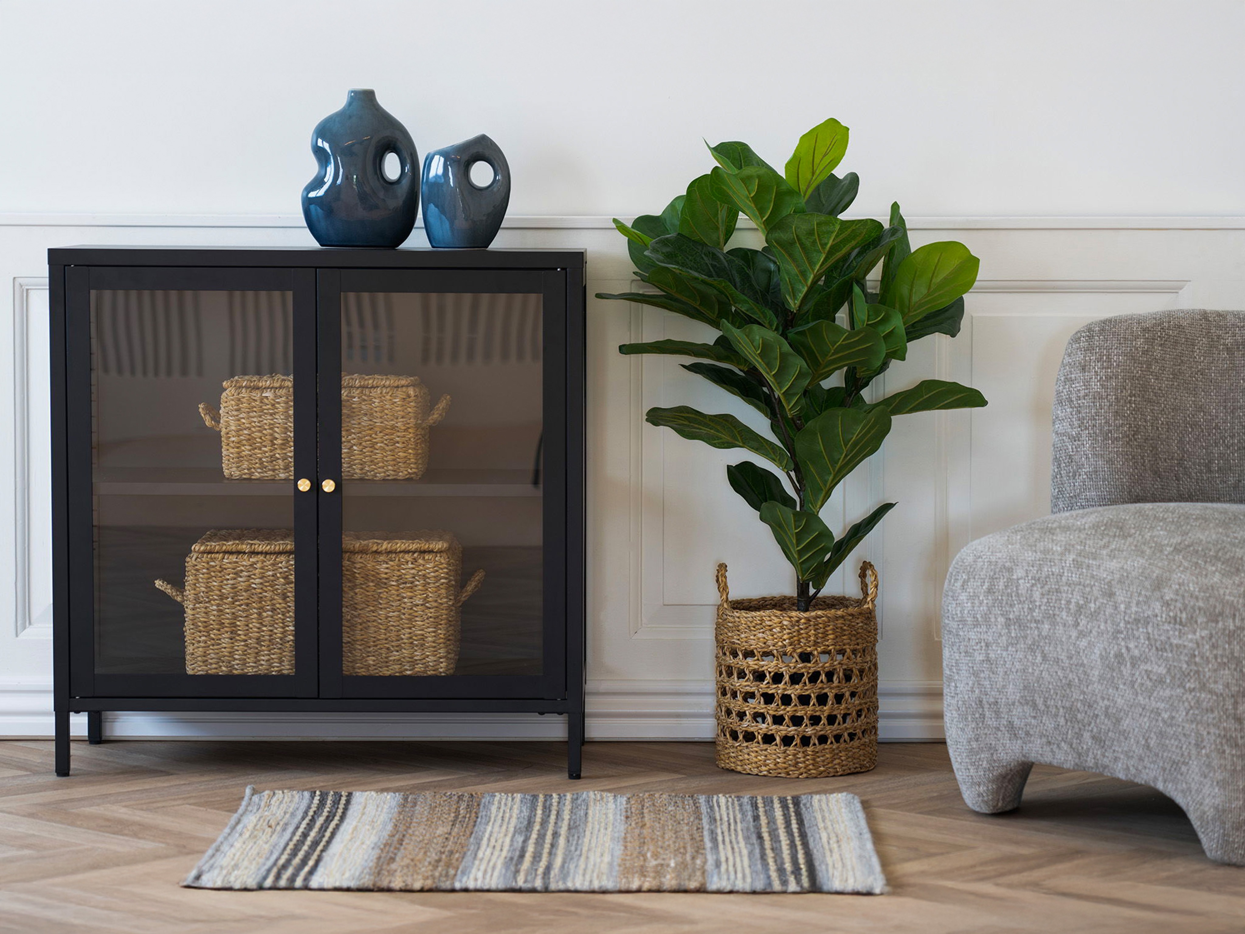 Sideboard Lirfloi 101 (Schwarz)