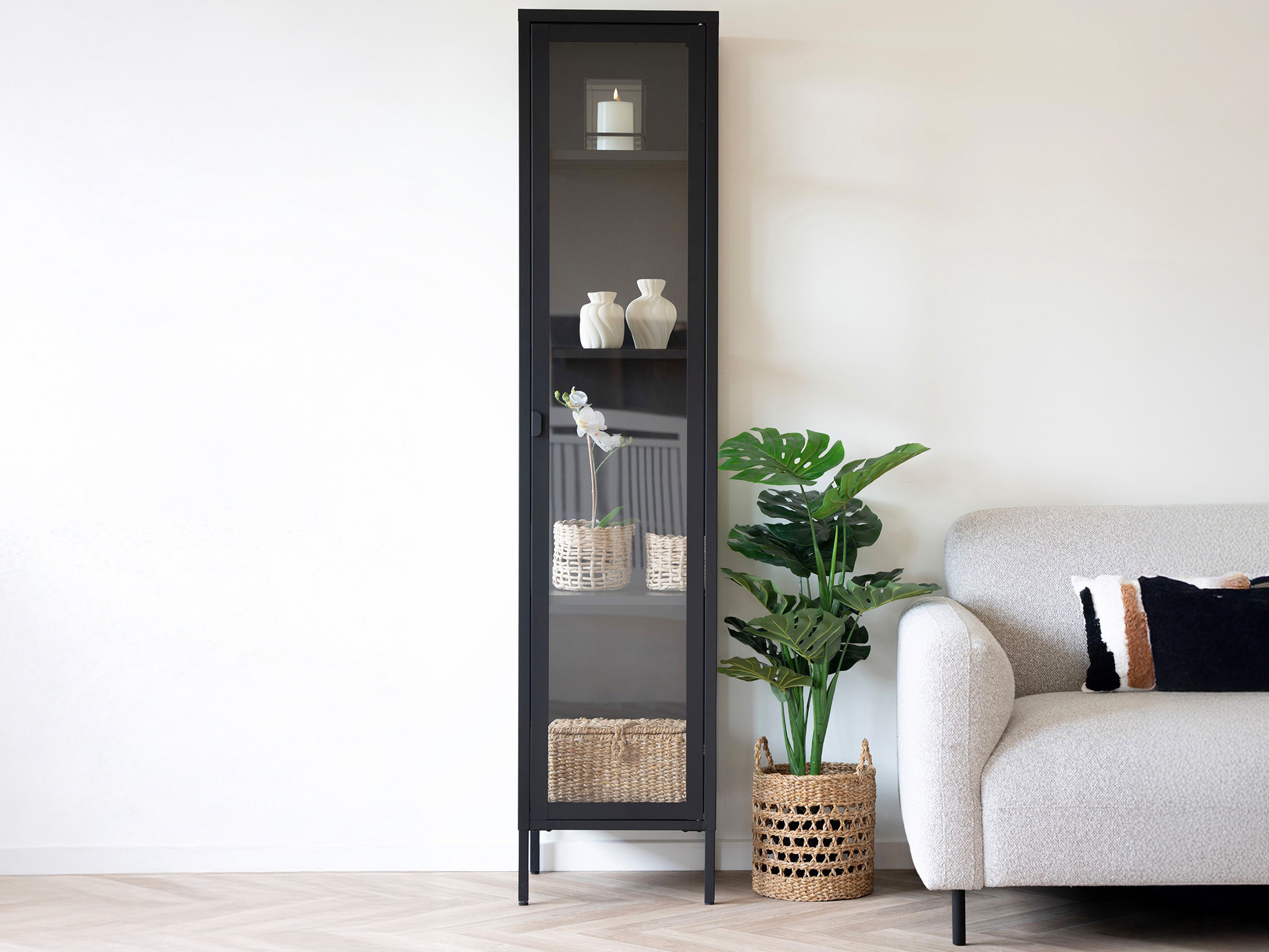Regal Romtolo 102 (Schwarz)