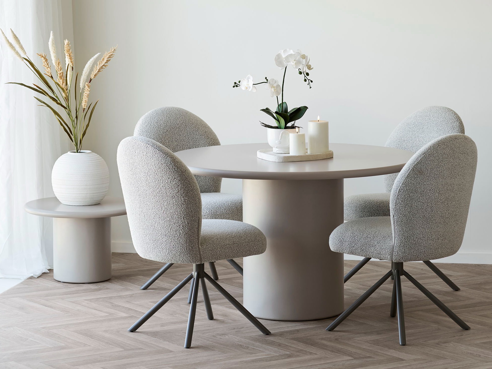 Stuhl Brea 157