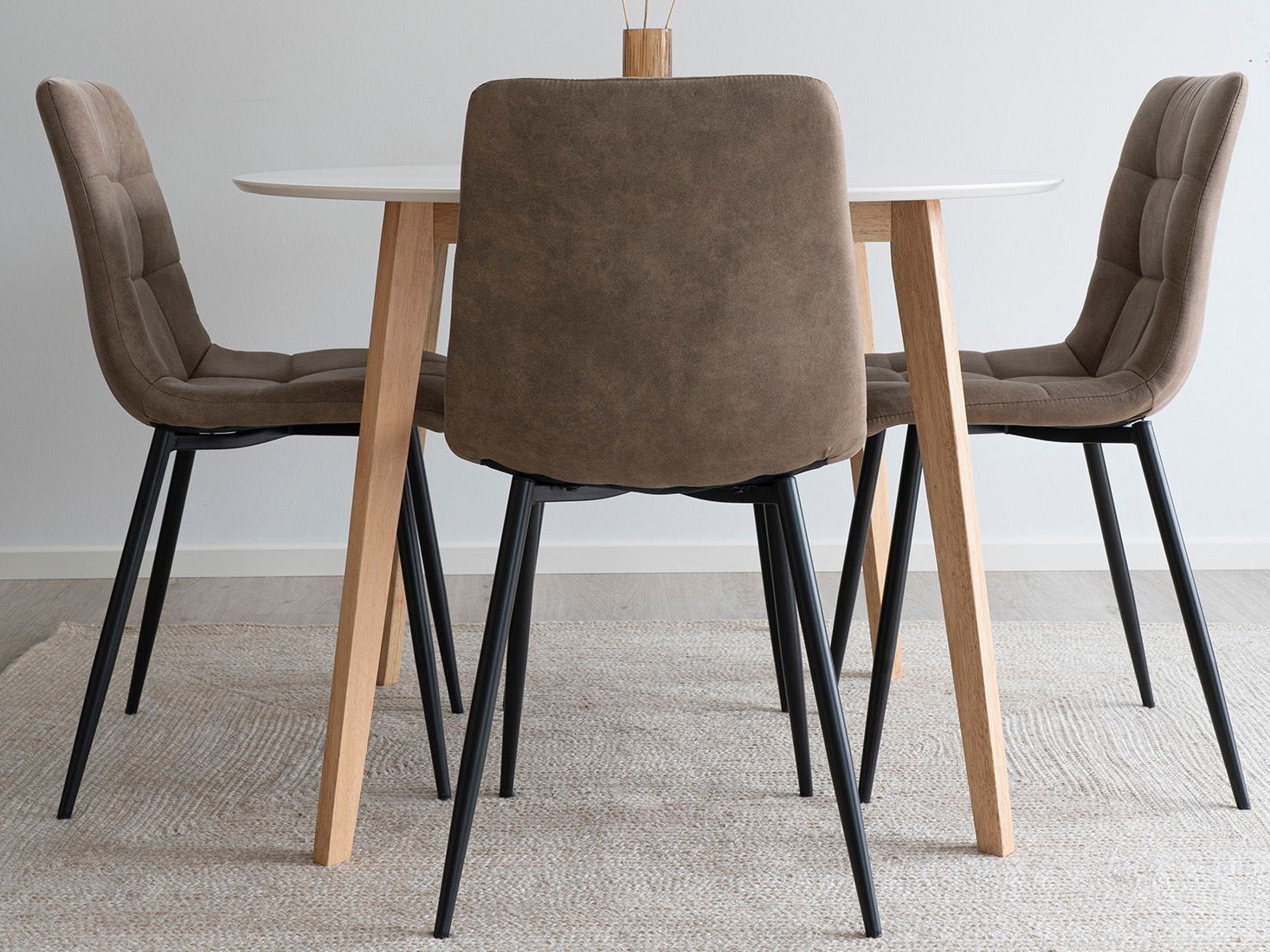 Stuhl Brea 227 (Schwarz + Hellbraun)
