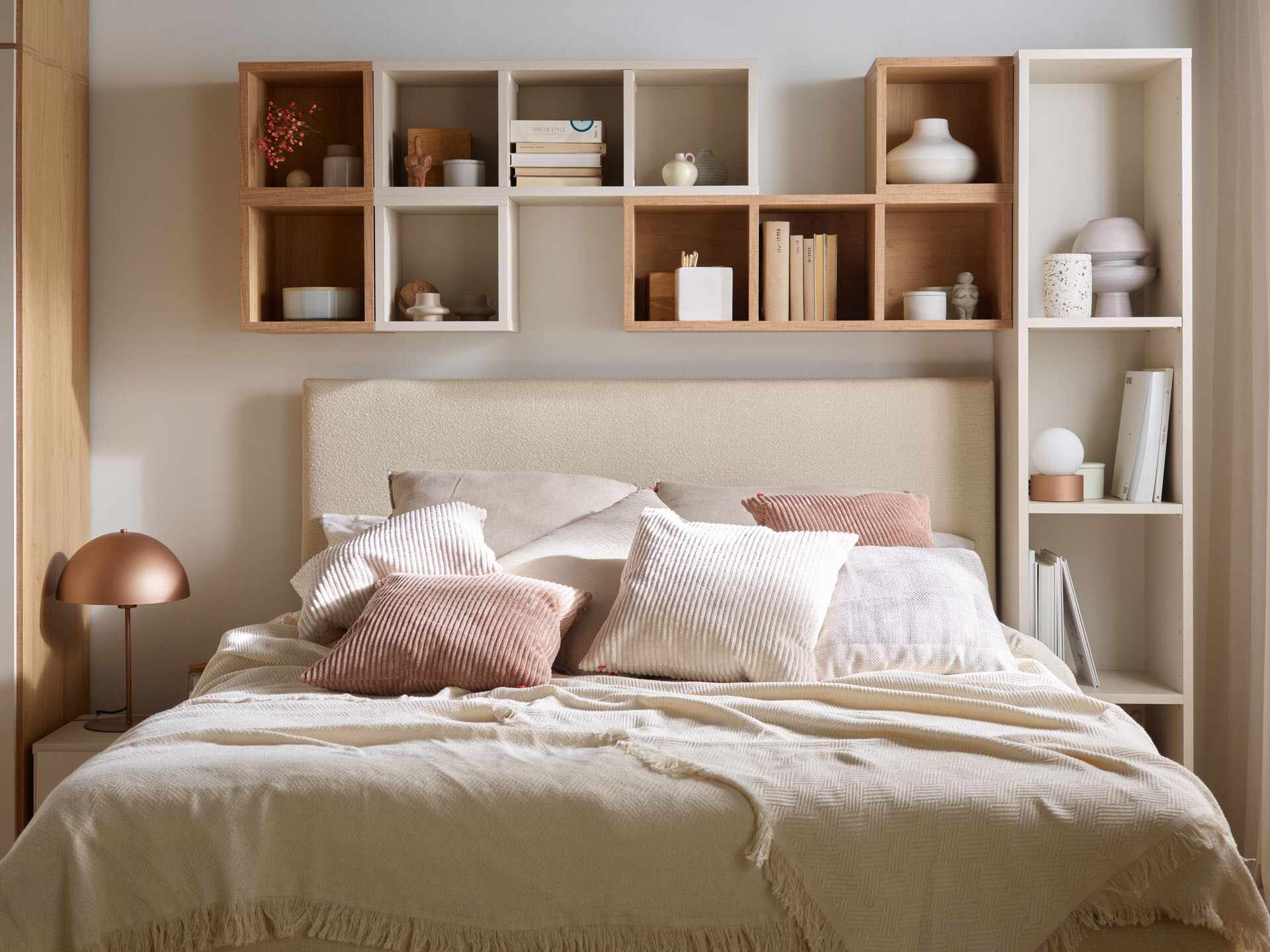 Wandregal Sosero 112 (Beige)