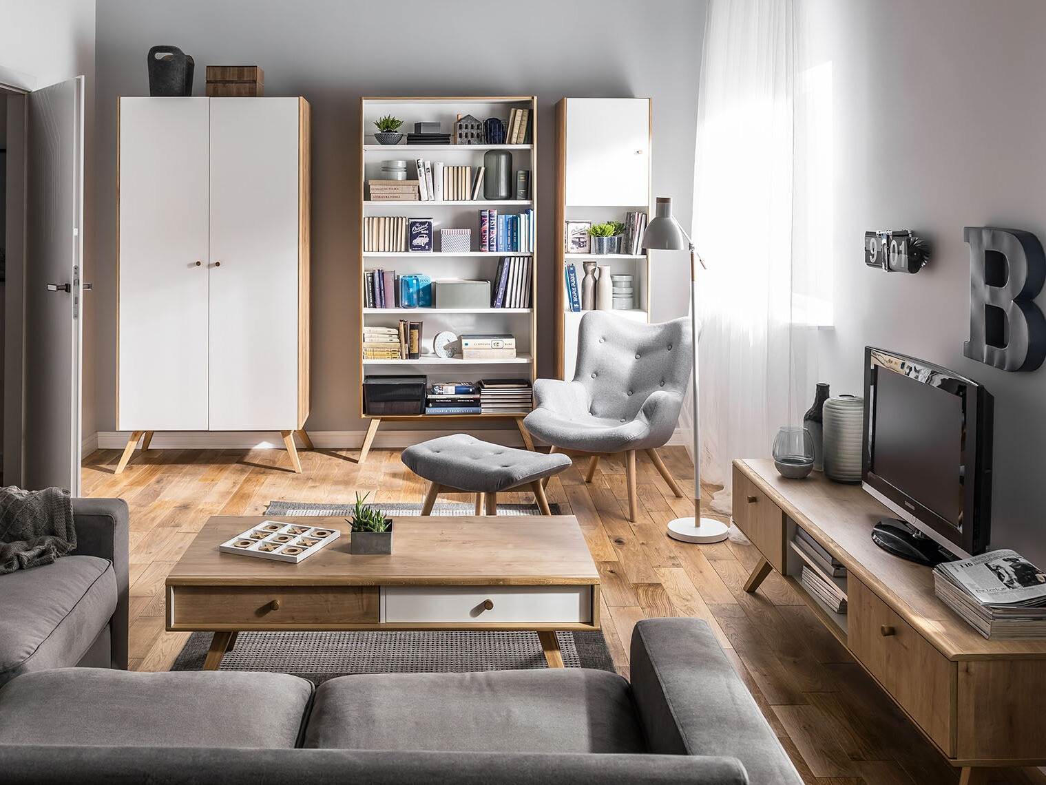 TV-Möbel Ruvruvi 112 (Weiss + Eichenholzoptik)