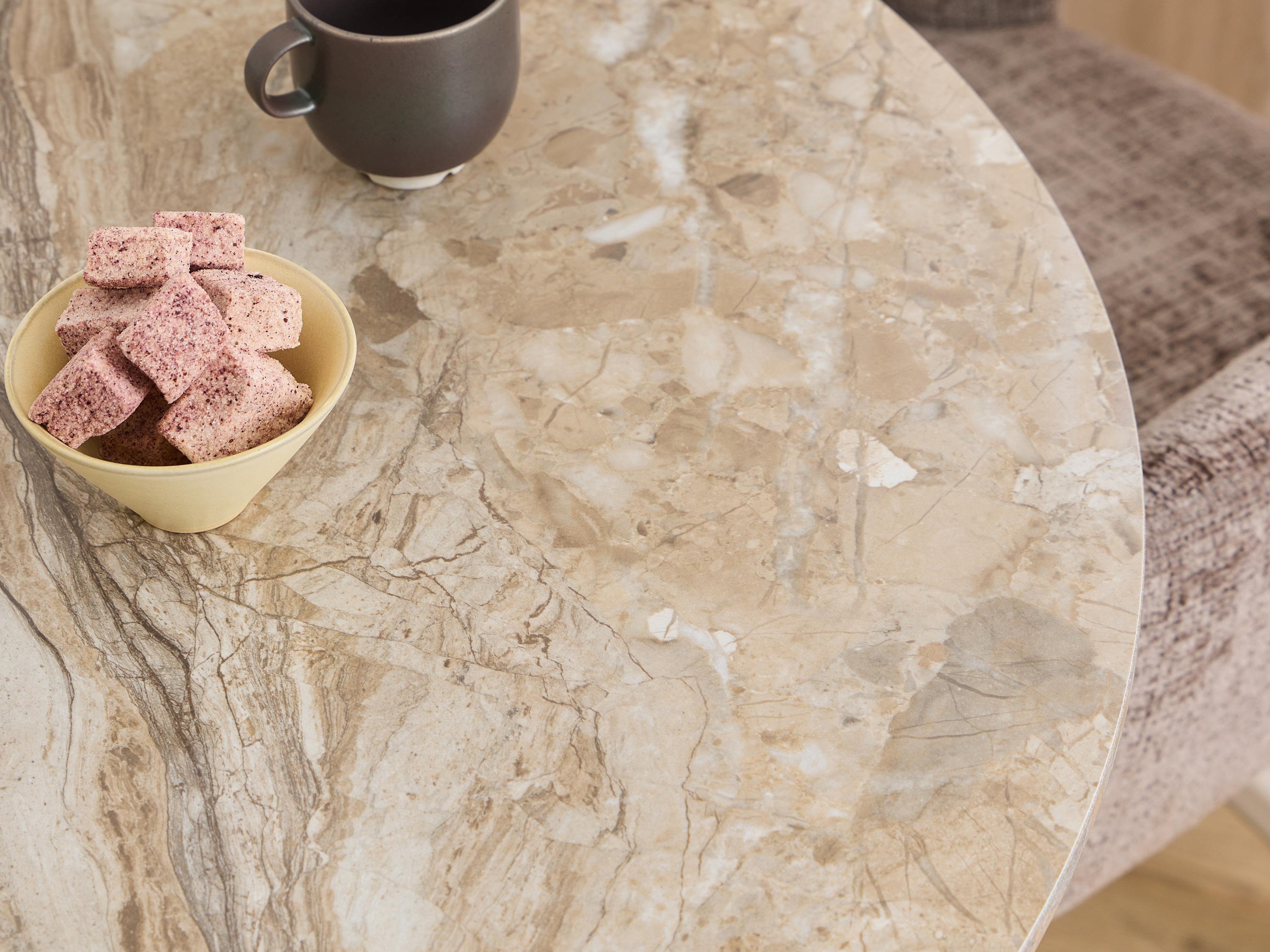 Tisch SD2551 mit beschädigter verpackung