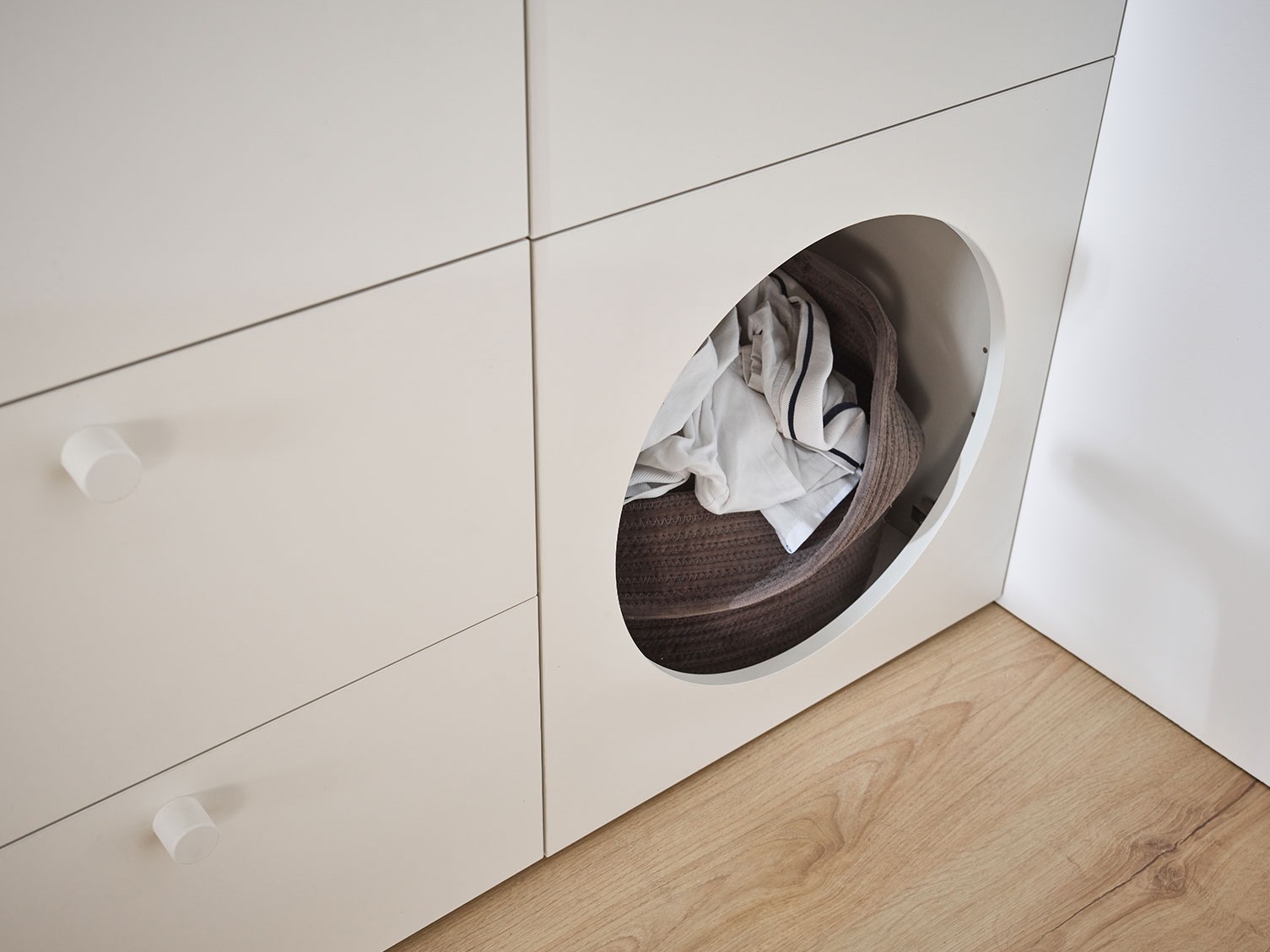 Kleiderschrank Tornolo 110 (Weiss + Grau)