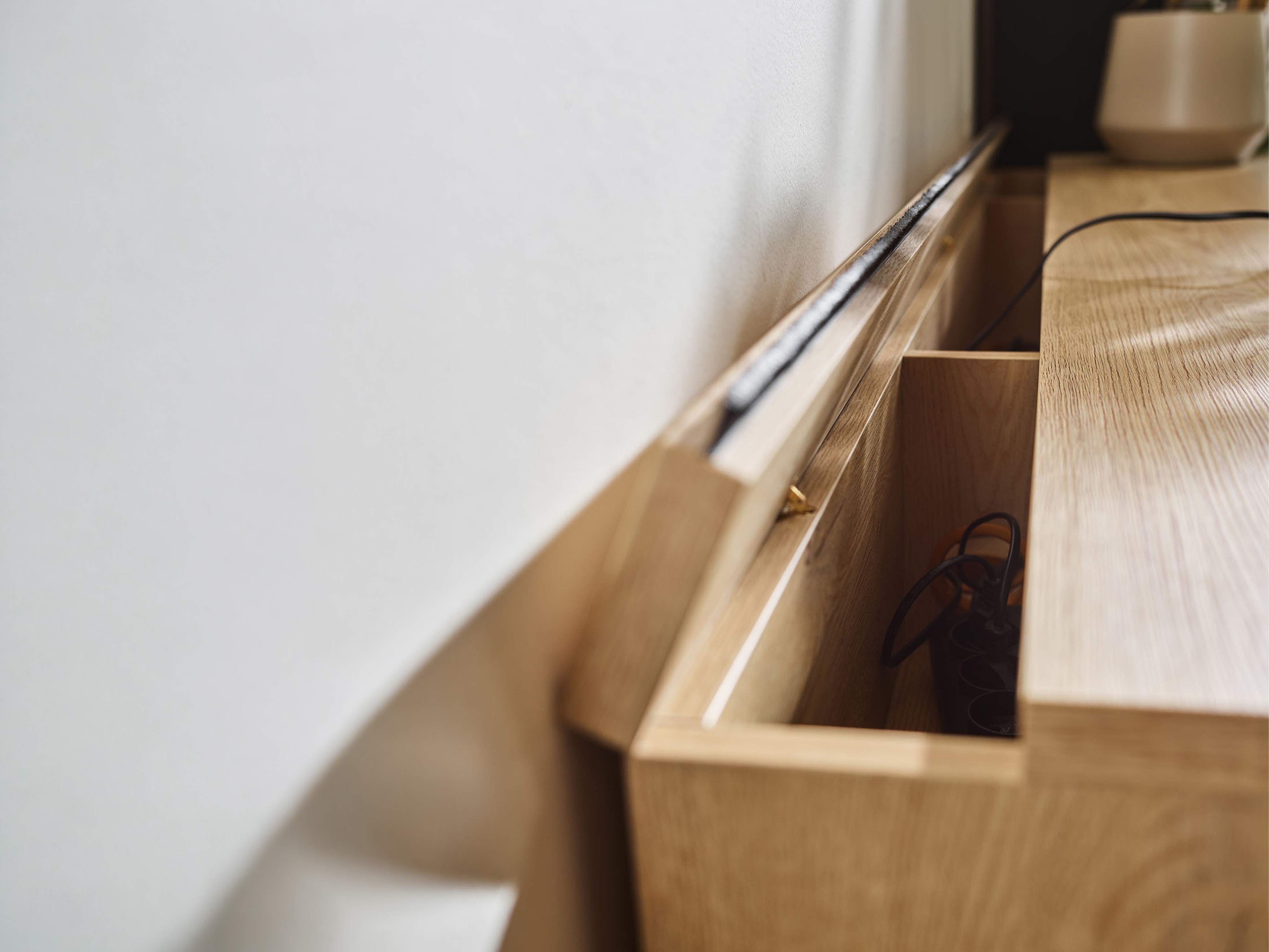 TV-Möbel Ruvcamu 104