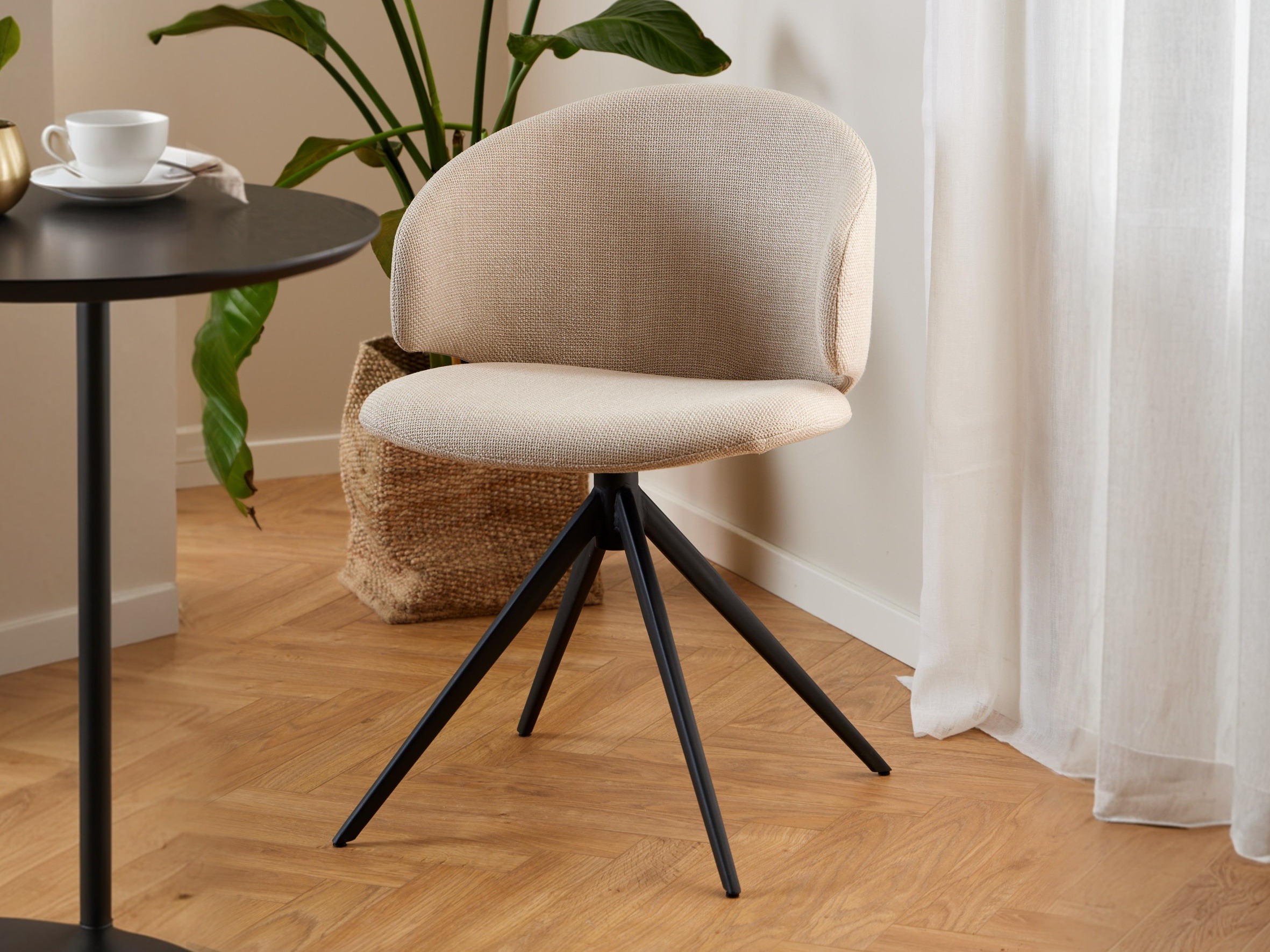 Stuhl Norsica 910 (Schwarz + Beige)