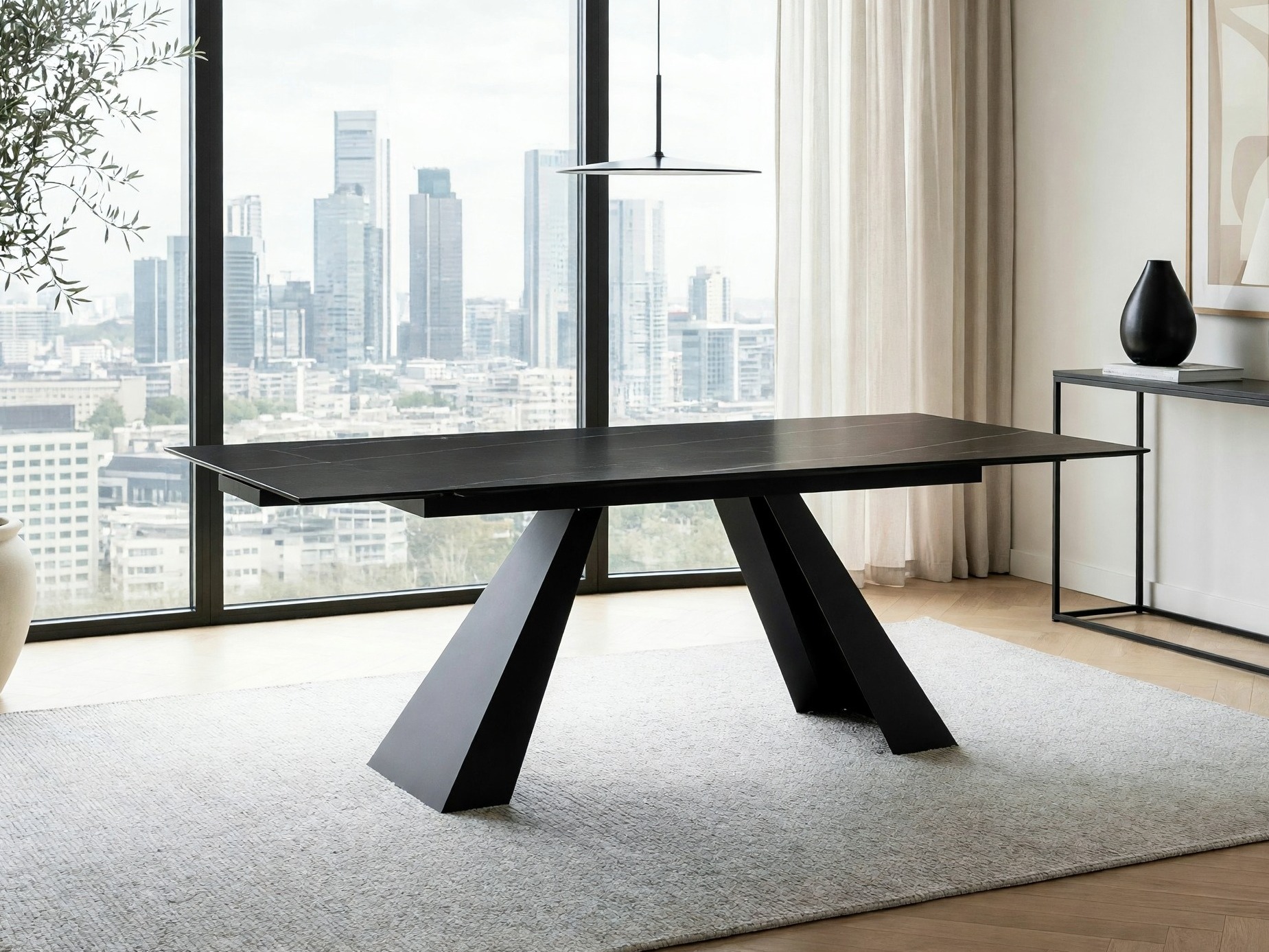 Tisch Detroit 983