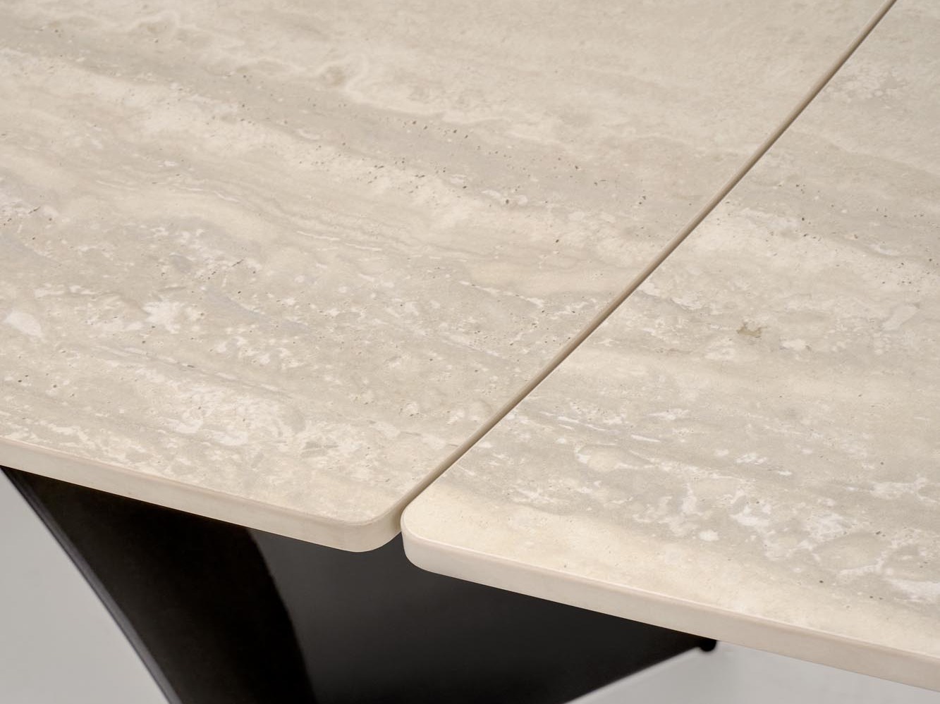 Tisch Houston 2177
