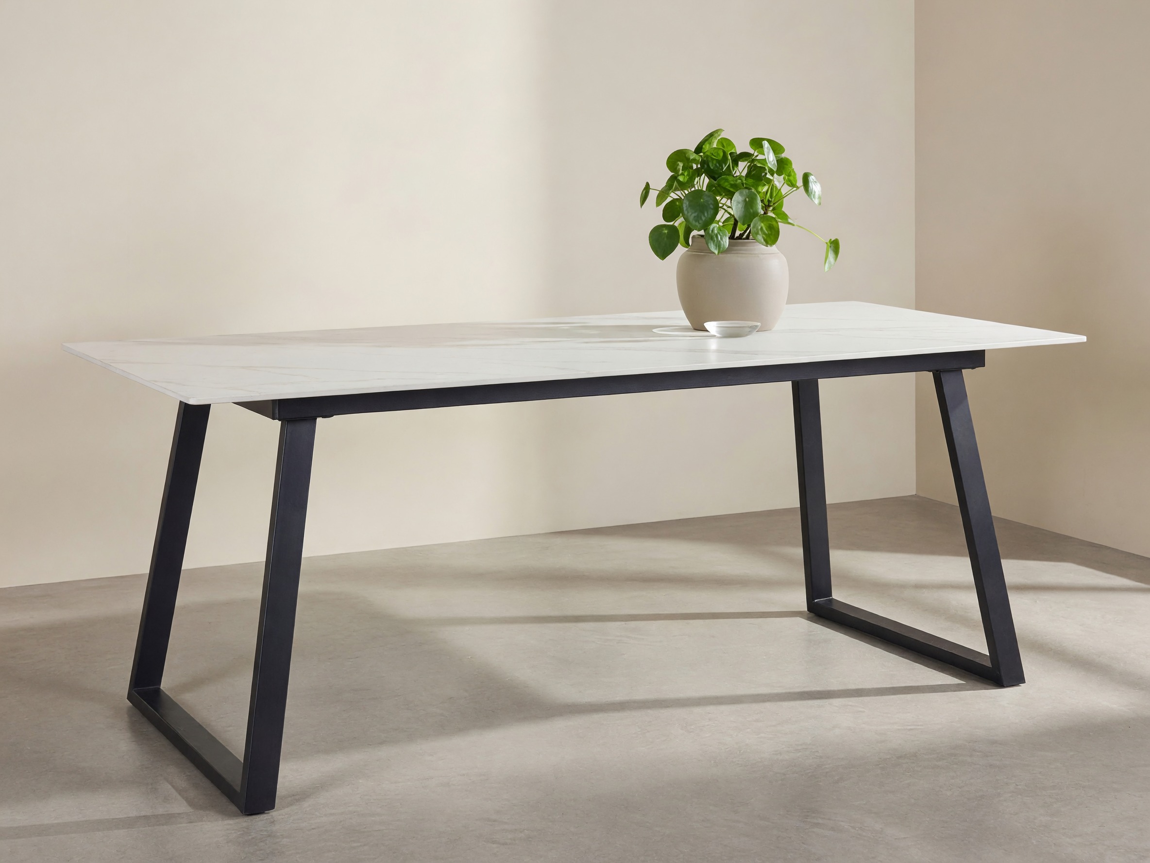 Tisch Dallas 5355