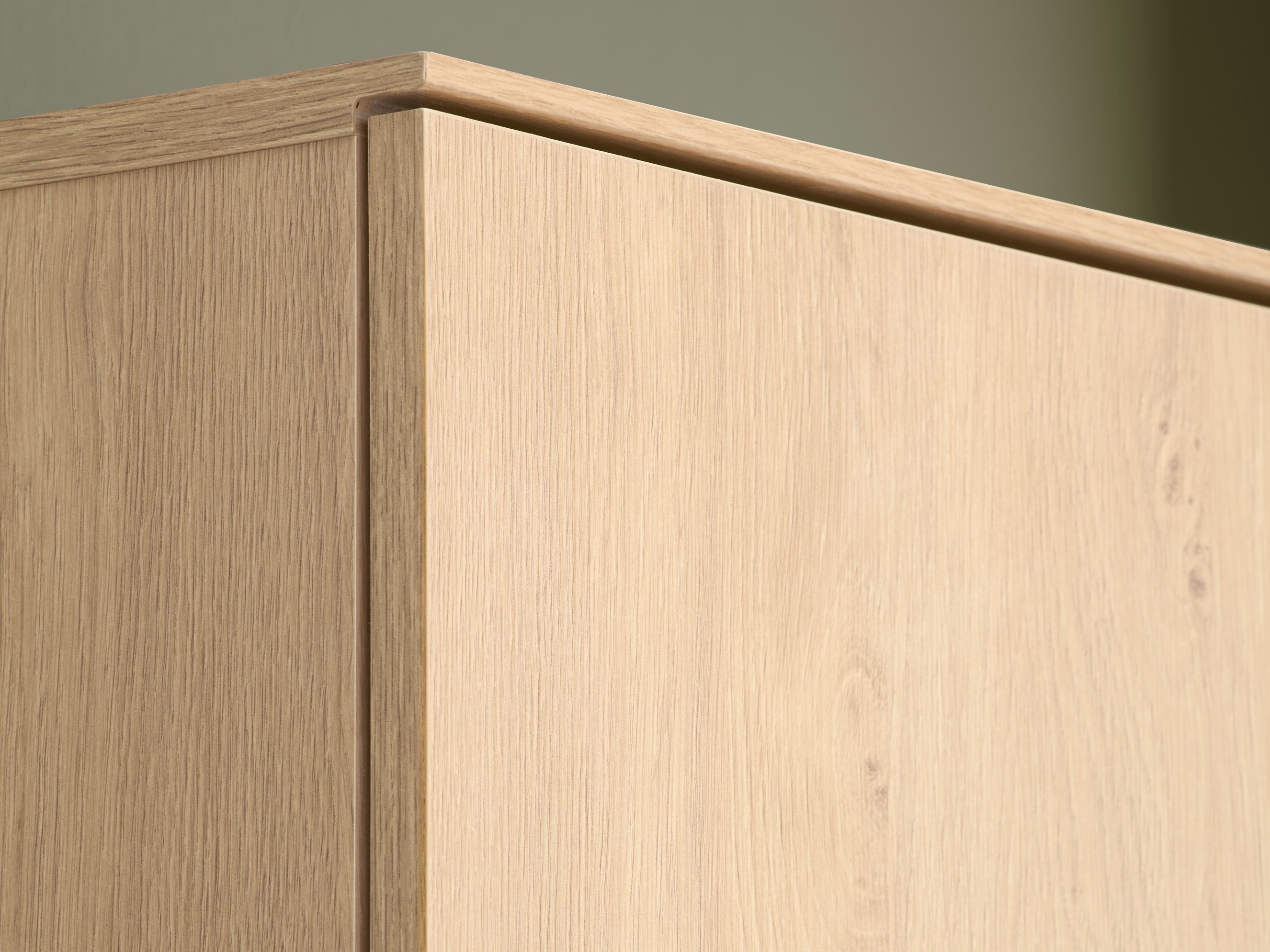 Kleiderschrank Bentesa 128