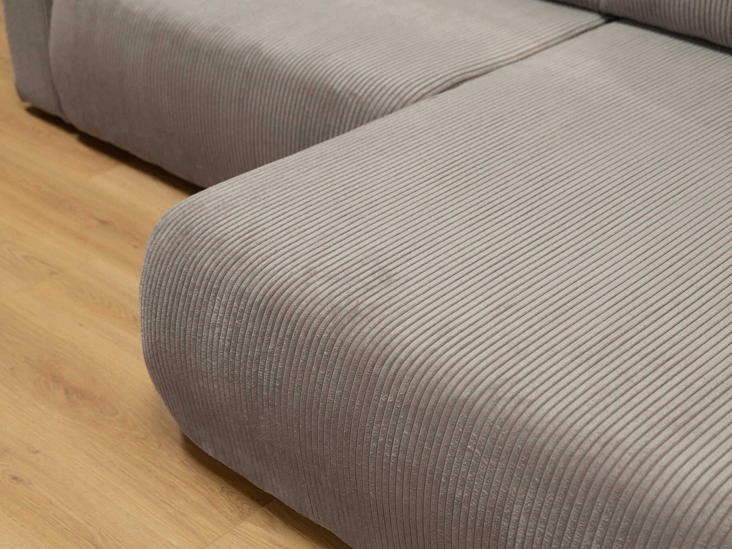Ecksofa Luxum (Poso 02)