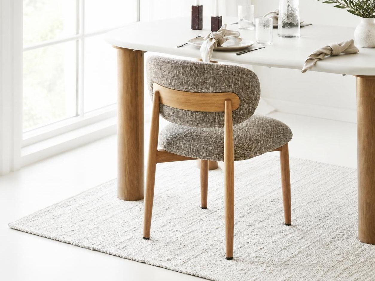 Stuhl Brea 332 (Beige + Helles Holz)